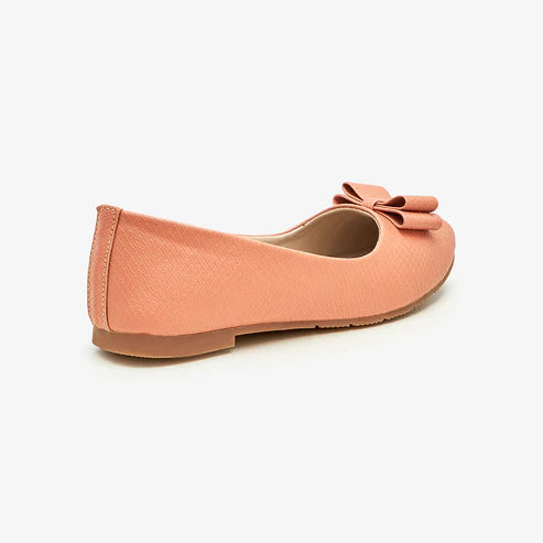 Women's Textured Pumps
